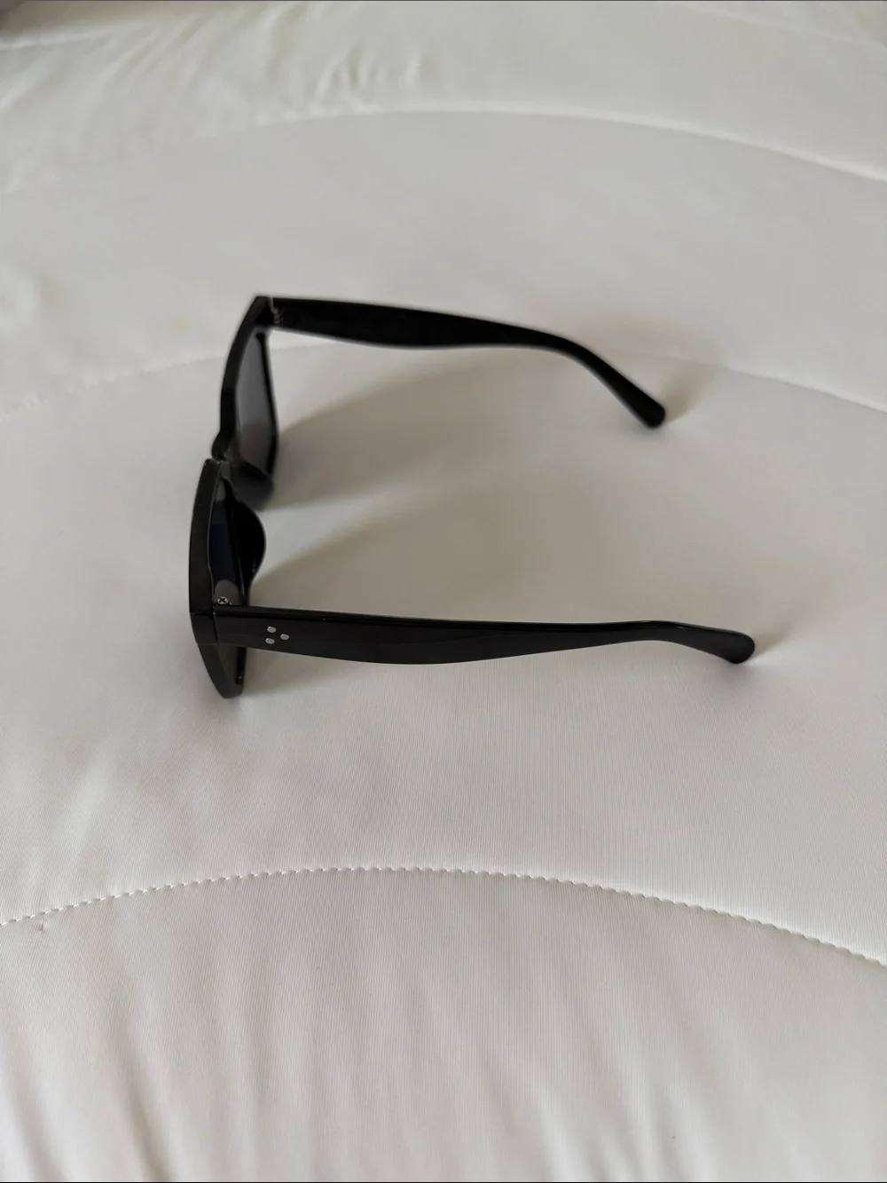 Black Square Sunglasses - Classic UV Protection